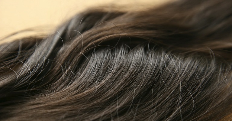 pasmo włosów naturalnych